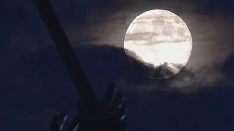 Dikkat: Son 68 Yıl İçerisinde Ay İlk Defa Pazartesi Günü Dünyaya Çok Yaklaşacak Herkes Gökyüzüne Baksın