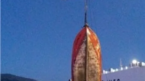 3 Kişinin Ölmesine Neden Olan Sandal Denizden Çıkartıldı