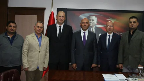 Tarsus Gazeteciler Cemiyetinden, İl Emniyet Müdürü Şahne’ye “Hayırlı Olsun “Ziyareti