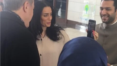 Cumhurbaşkanı Erdoğan Kız İstedi 