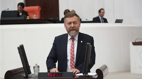 MERSİN ZEHİRLİ KROM ATIKLARIYLA BİRLİKTE YAŞACAK