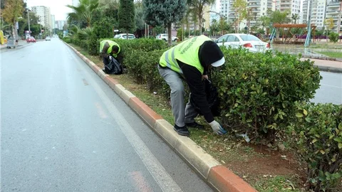 BÜYÜKŞEHİR’DEN AĞAÇLARA KIŞ BAKIMI