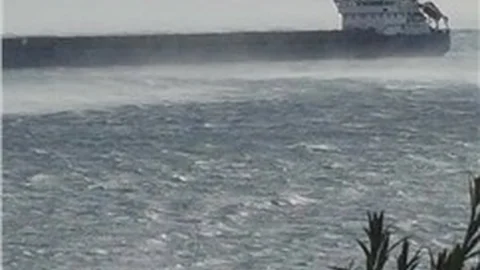 RUS GEMİSİ AYDINCIK'TA