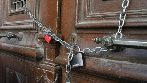 Mersin'de 27 İş Yeri Ruhsata Aykırı Faaliyetten Dolayı Kapatıldı