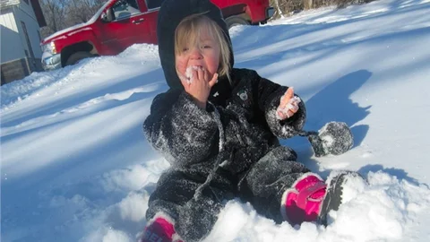 Yağan Kar Temiz Değil: Pekmezle Balla Karıştırılması Hastalığa Neden Olabilir