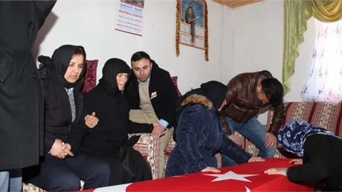 Kayseri şehidinin cenazesi odasına konuldu