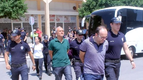 Mersin Büyükşehir Belediyesi Danışmanı FETÖ'ye Para Desteği Sağlıyormuş İddiası