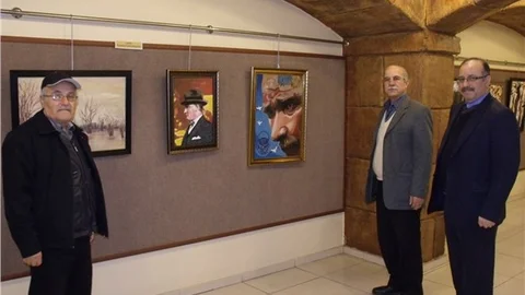 TARSUS’TA YAĞLI BOYA KARMA RESİM SERGİSİ AÇILDI