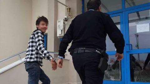 Tartıştığı Kız Arkadaşını İterek Pencereden Attı: Düşen Kızın Kalbin Durdu