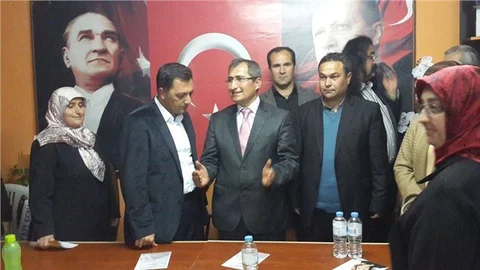 AK PARTİ BOZYAZI’DA İSTİFA ŞOKU