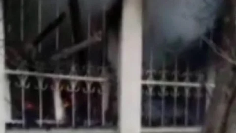 Ailesi Evlenmesine İzin Vermeyince Evi Ateşe Verdi