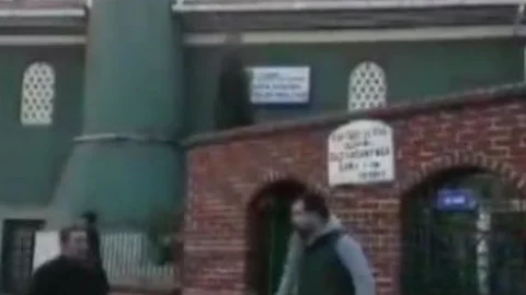 SARIYER'DE CAMİYE POMPALI TÜFEKLE SALDIRI