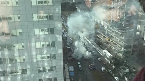 İZMİR'DE BOMBALI SALDIRI, ÇATIŞMA SÜRÜYOR