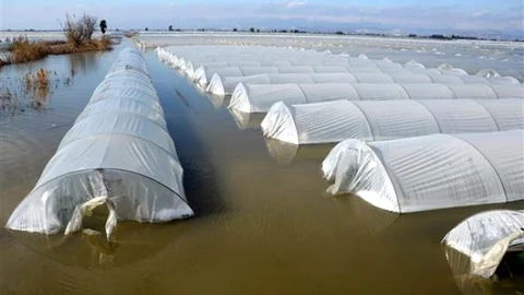 TARSUS SEL’İN İZLERİNİ SİLEMEDİ