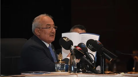 MERSİN BÜYÜKŞEHİR BELEDİYESİ “FETÖ ÜYESİ FİRMALARA YEMEK İHALESİ VERİLİYOR” İDDİALARINA SERT YANIT