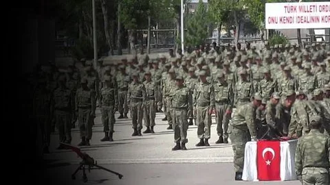 FETÖ'den İhraç Edilen Polisler Askere Gidecek