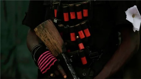 Türk Okuluna Saldırı: 1'i Türk 7 Kişi Kaçırıldı