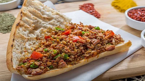 Soluk Borusuna Kokoreç Kaçan Genç Yaşamını Yitirdi