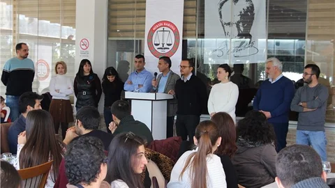 MERSİN BAROSU STAJYER AVUKATLARLA BULUŞTU