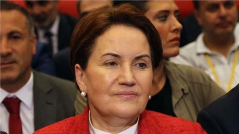 Meral Akşener'in Abisi MHP Eski İl Başkanı Son Yolculuğuna Uğurlanıyor