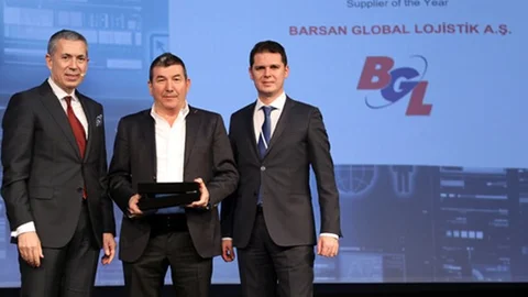 Barsan Global Lojistik Yılın Tedarikçisi Ödülünü Kazandı