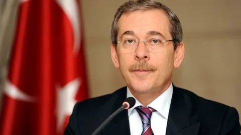 Ak Parti Kurucusu Şener: Anayasa Değişikliği Paketi Tamamen Ucube