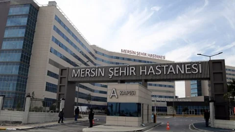 MERSİNLİ ŞEHİR HASTANESİNİN  HASTA KABULÜNE NE ZAMAN BAŞLAYACAĞINI MERAK EDİYOR