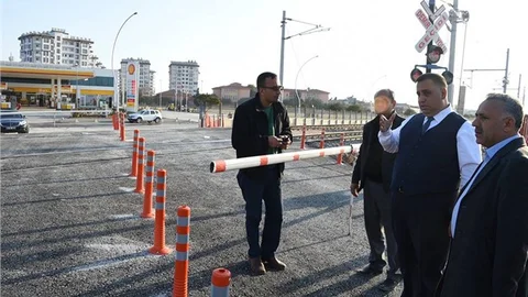 BAŞKAN CAN, KAVAKLI’YA YENİ HEMZEMİN GEÇİT YAPTIRDI