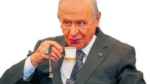 BAHÇELİ EN SEVDİĞİ OYUNCUYU AÇIKLADI