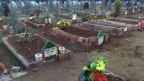 Mezar taşları yıkılacak!