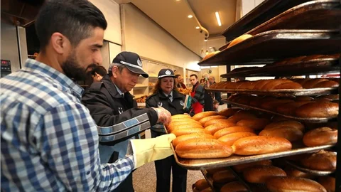 MERSİN FIRINCILARINA “HİJYEN” DENETİMİ