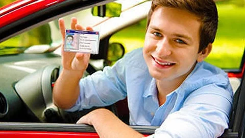 25 MİLYON SÜRÜCÜYE ZORUNLU TRAFİKTE SAYGI EĞİTİMİ