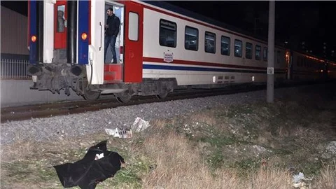 Trenin çarptığı kadın öldü