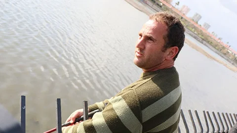 Adana'da Oltaya Balık Yerine Kalaşnikof Takıldı