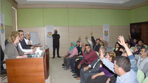 Eshab-ı Kehf'te Yapılan Dükkanlar Kurayla Esnaflara Verildi