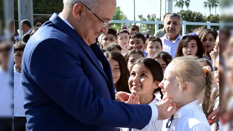 Başkan Kocamaz, Ulusal Egemenlik ve Çocuk Bayramı’nı Kutladı