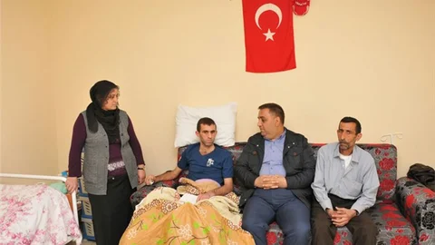 Tarsus Belediye Başkanı Can’dan Gazi Genç’e Ziyaret