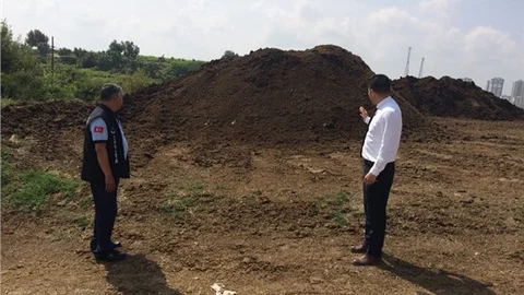 Zabıta Ekipleri, Kokuya Neden Olan Yerlerde İnceleme Yaptı