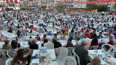 Mersin'de Ramazan Coşkusu Bu Defa Anamur'a Taşındı