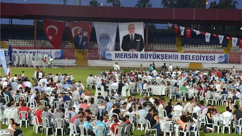 Mersin'de Spor Camiası İftarda Bir Araya Geldi