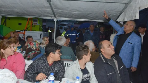 Çamlıyayla'da Yağmur Bereketliyle İftar Yapıldı