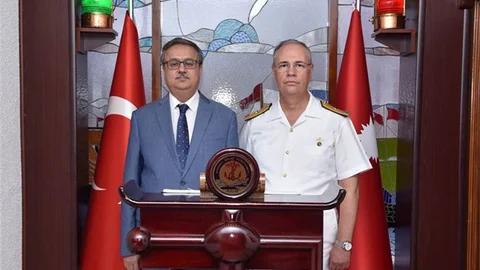 Mersin Valisi Ali İhsan Su’dan Garnizon Komutanı Yıldız’a İade-i Ziyaret