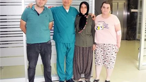 Aile boyu midelerini küçülttüler