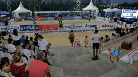 Uluslararası Plaj Voleybolu Heyecanı Mersin’i Sardı