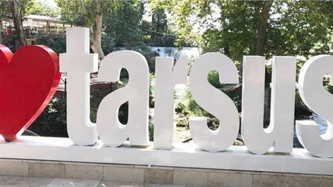 Şelaleye “Tarsus” yazısı konuldu