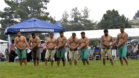 Çamlıyayla Tüm Bereketi̇ İ̇le Pehli̇vanlarını Ağırladı