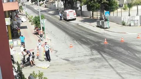 Anamur'da Yola Dökülen Yağ Nedeniyle, Motosikletler Art Arda Kaydı