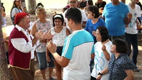 Tarsus Kampı Engellileri Ağırladı