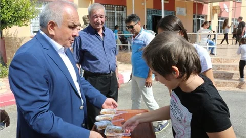 Erdemli’yi Aşure İkramları Sardı