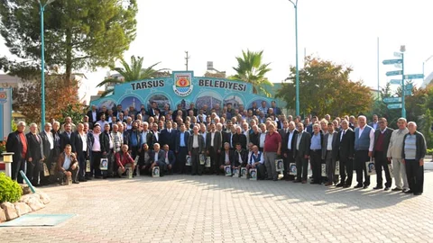 Tarsus Belediye Başkanı Şevket Can 19 Ekim Muhtarlar Gününü Kutladı